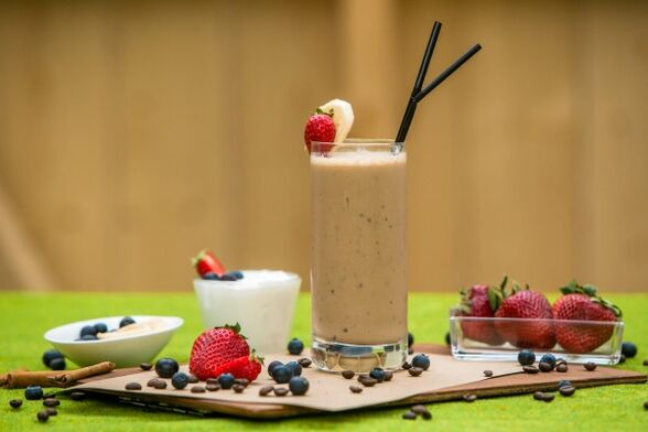 Berry and coffee smoothies for those who want to lose weight without losing their fun
